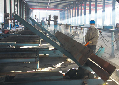 大力培育新興產業，加快工業產業轉型升級——聚焦新型建筑材料制造